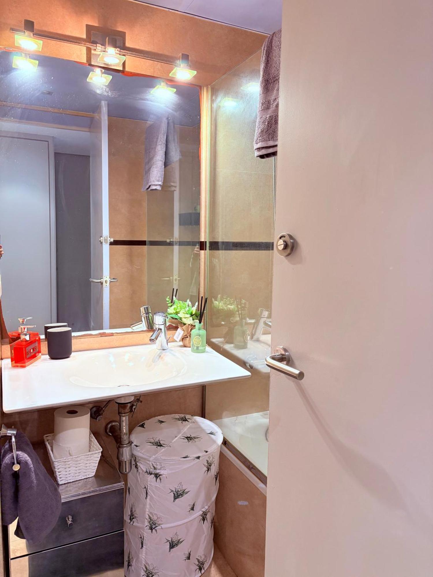 Apartamento Stunning Flat For 5 People With Breakfast Included With Sagrada Familia Church View Barcelona