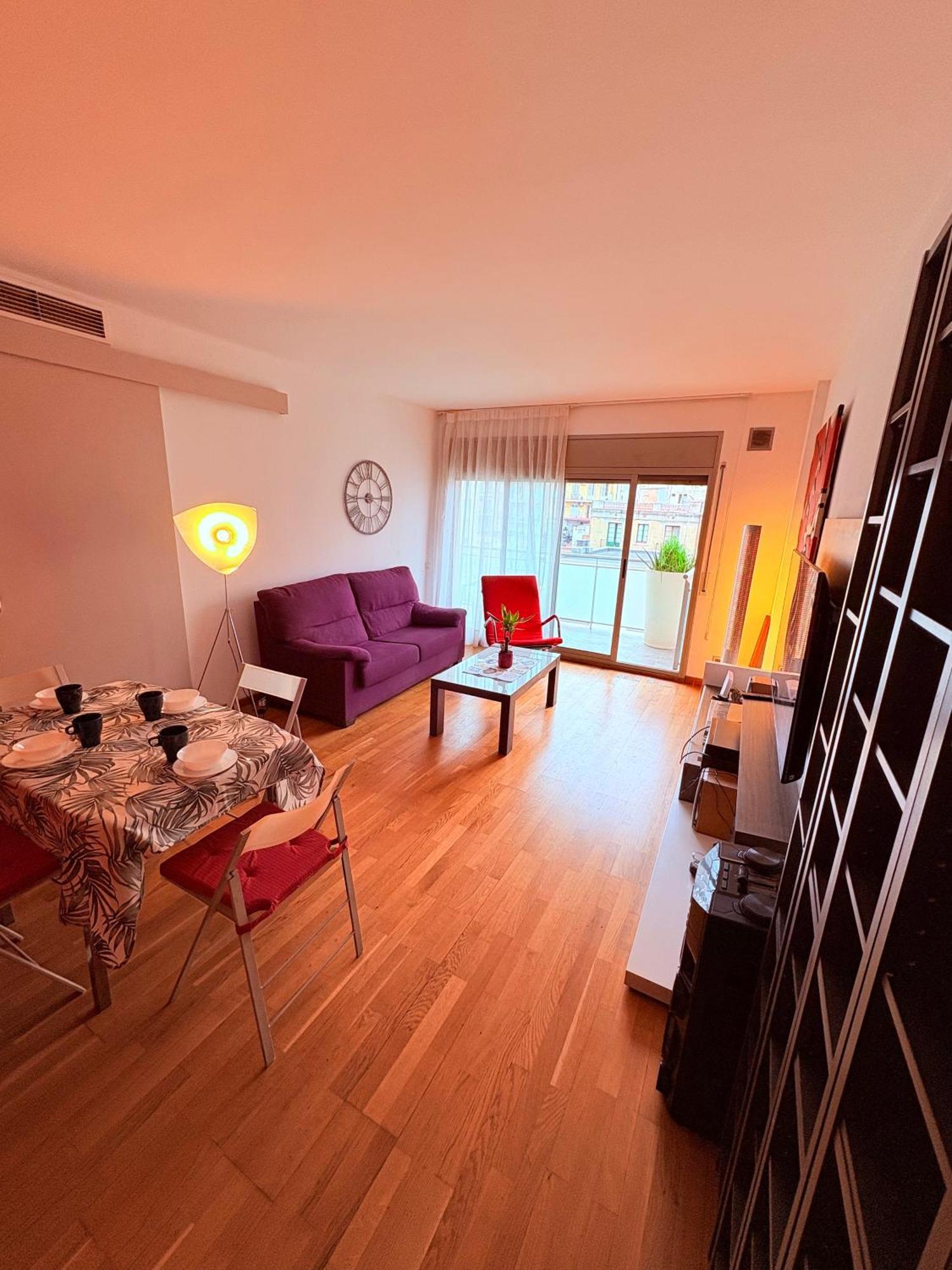 Stunning Flat For 5 People With Breakfast Included With Sagrada Familia Church View Apartamento Barcelona