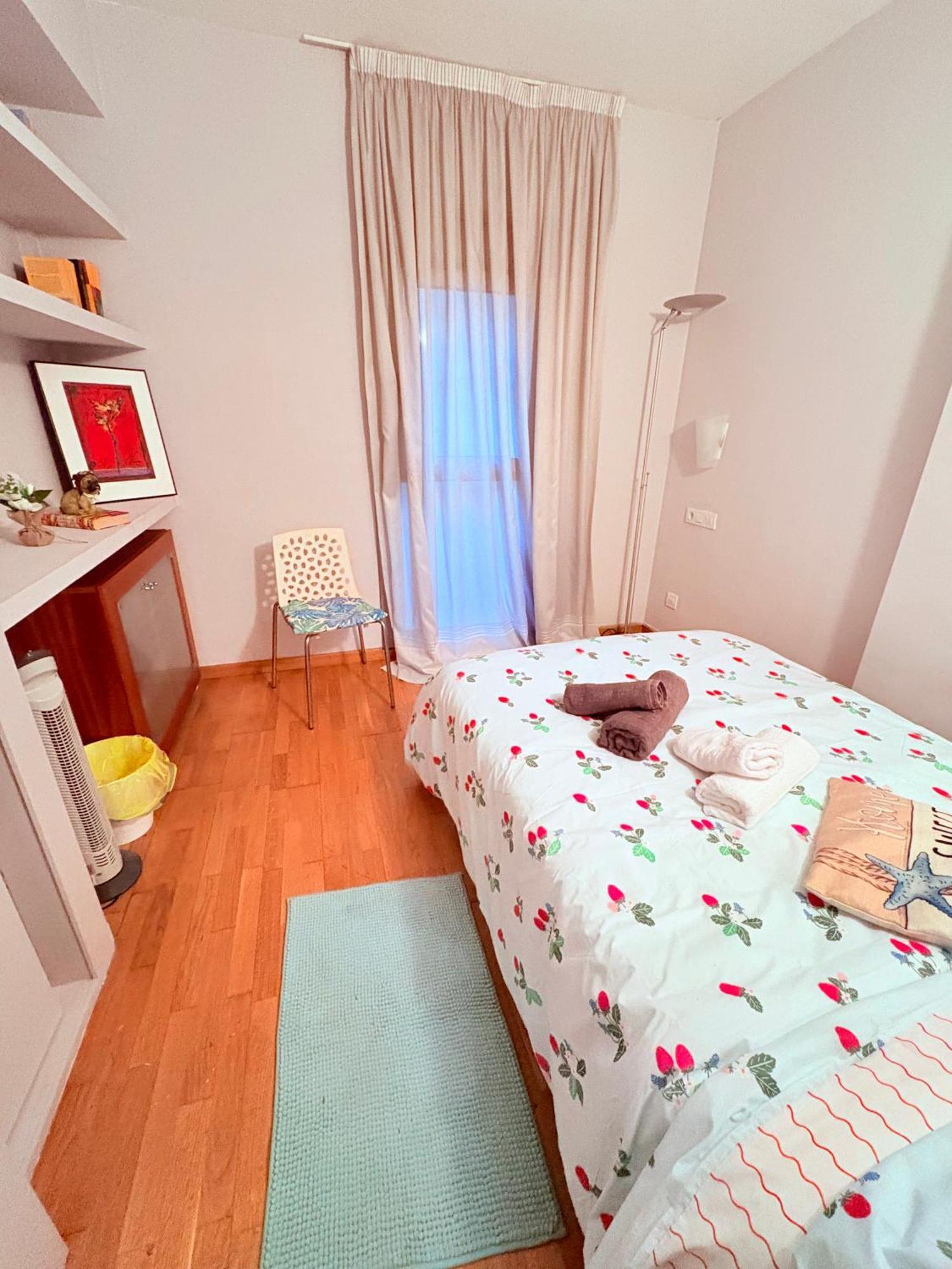 Stunning Flat For 5 People With Breakfast Included With Sagrada Familia Church View Apartamento *