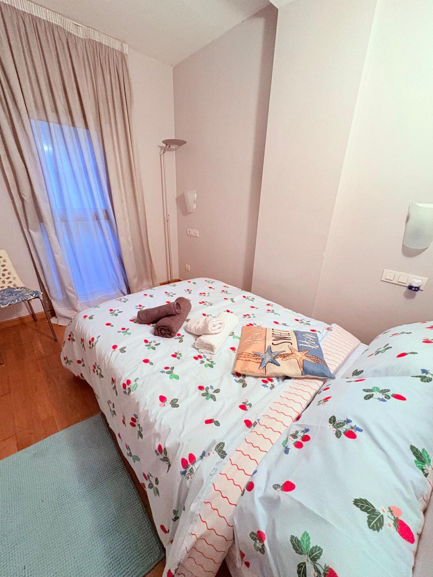 Apartamento Stunning Flat For 5 People With Breakfast Included With Sagrada Familia Church View *