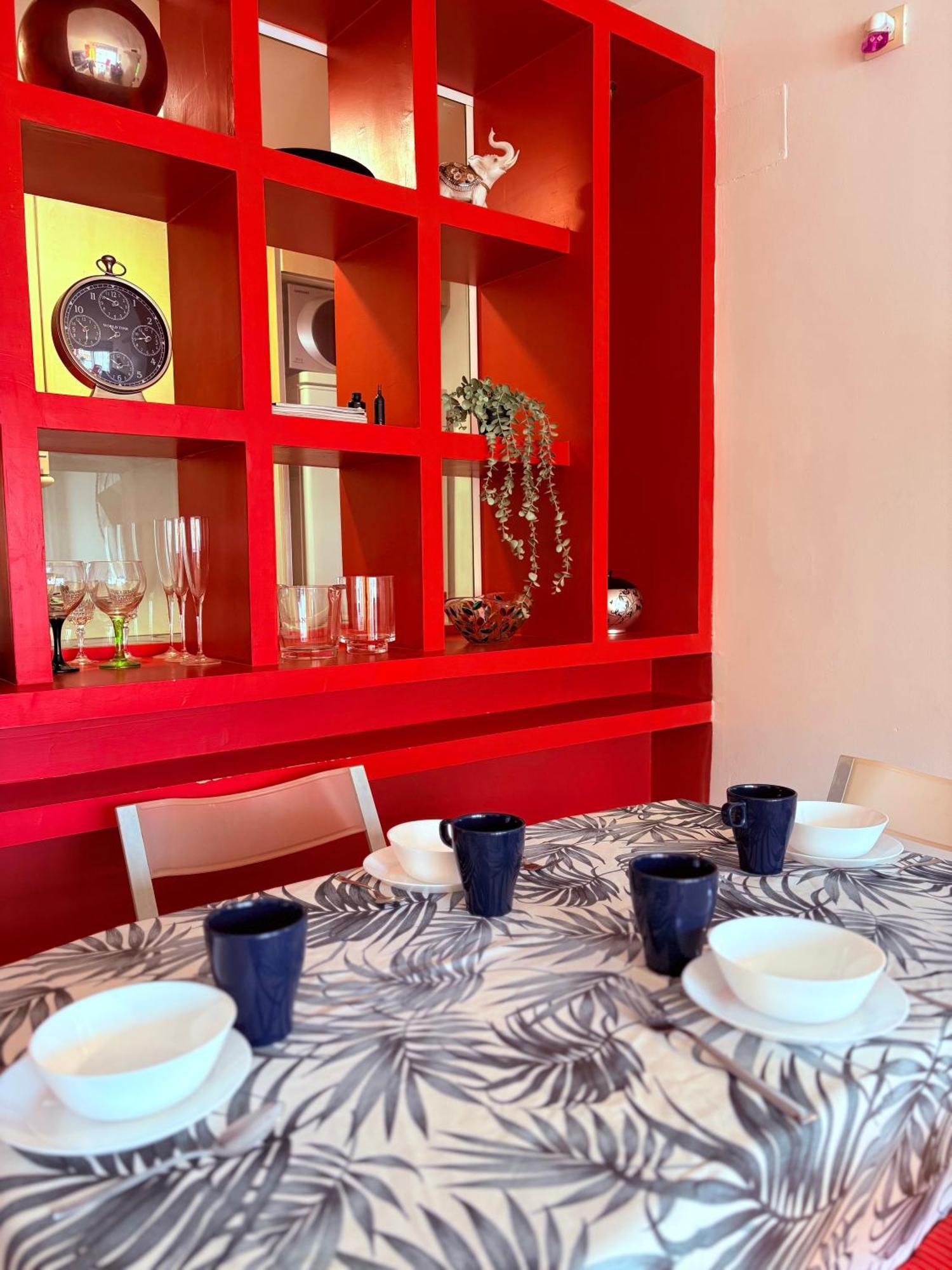 Stunning Flat For 5 People With Breakfast Included With Sagrada Familia Church View Apartamento Barcelona