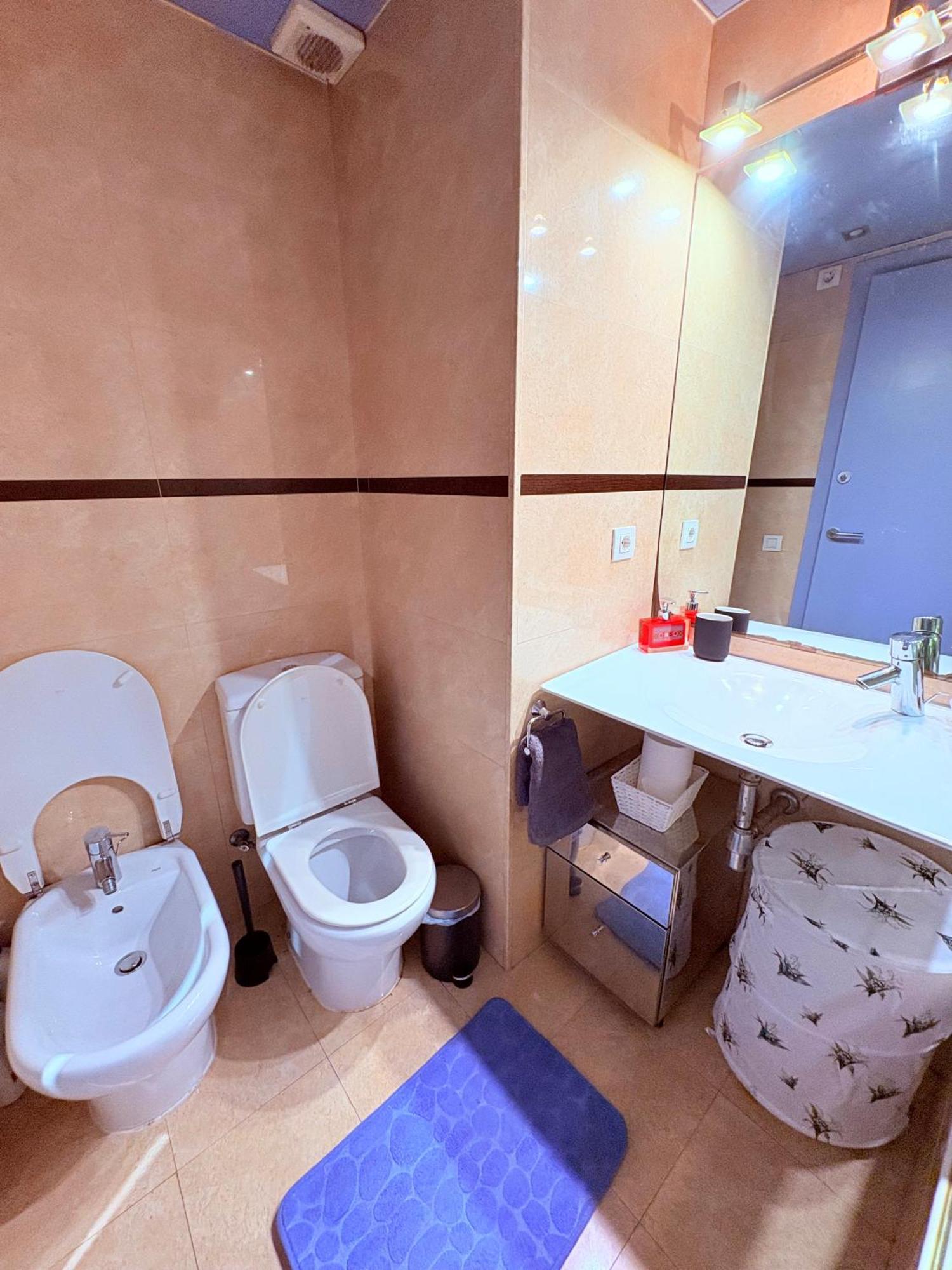 Apartamento Stunning Flat For 5 People With Breakfast Included With Sagrada Familia Church View