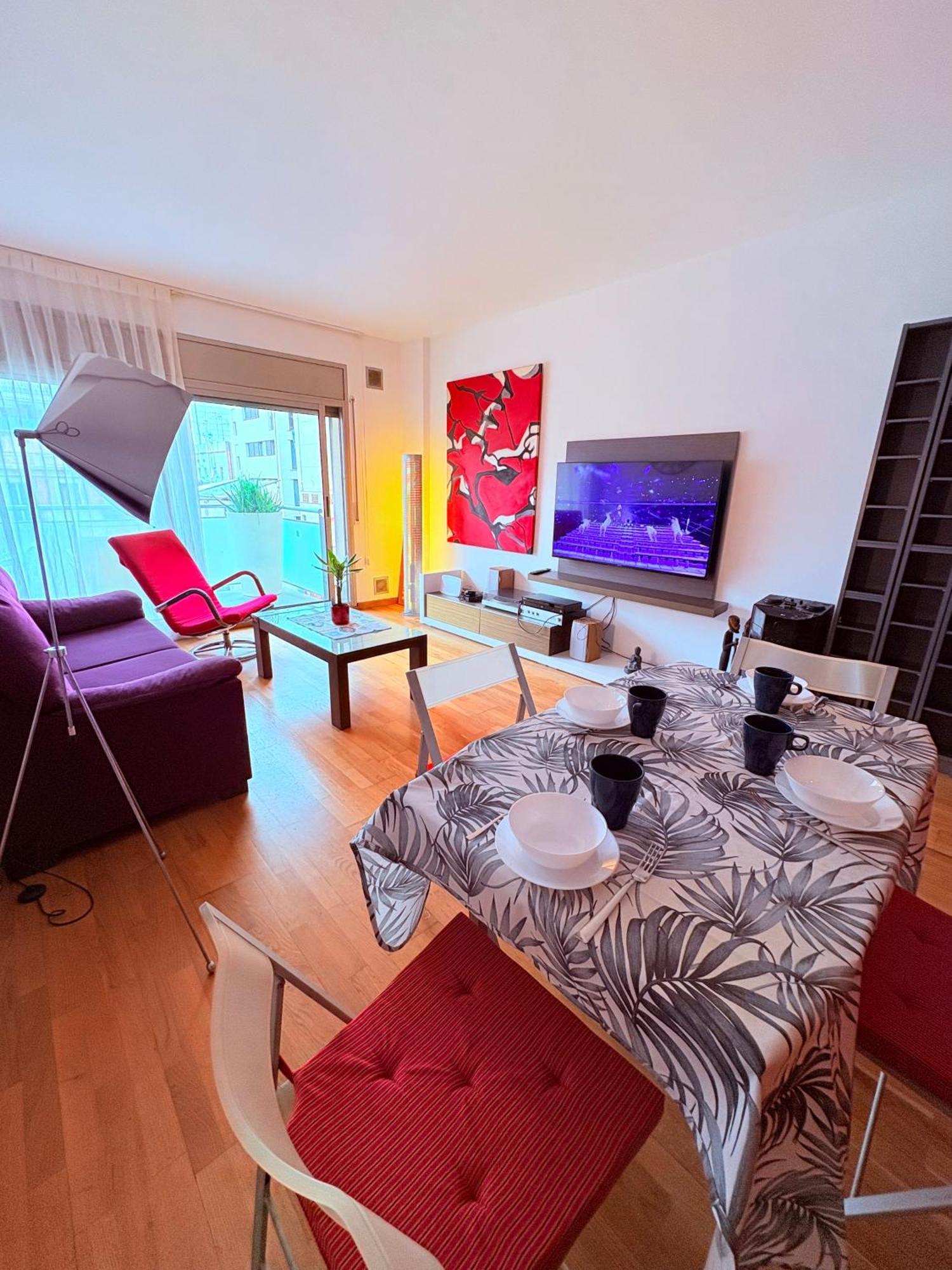 Apartamento Stunning Flat For 5 People With Breakfast Included With Sagrada Familia Church View Barcelona