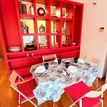 Stunning Flat For 5 People With Breakfast Included With Sagrada Familia Church View